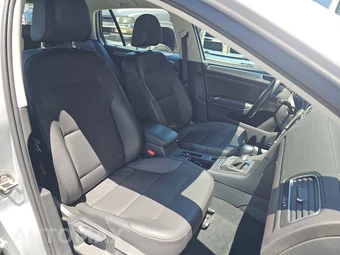 2015 Volkswagen e-Golf SEL Premium Hatchback - miniatura 8