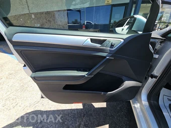 2015 Volkswagen e-Golf SEL Premium Hatchback - miniatura 9
