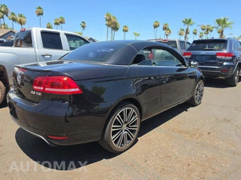 2015 Volkswagen Eos Executive – miniatura 3