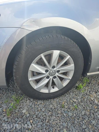 2015 Volkswagen Golf 1.8T S Hatchback - miniatura 8