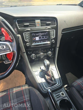 2015 Volkswagen Golf GTI Autobahn Hatchback - miniatura 10