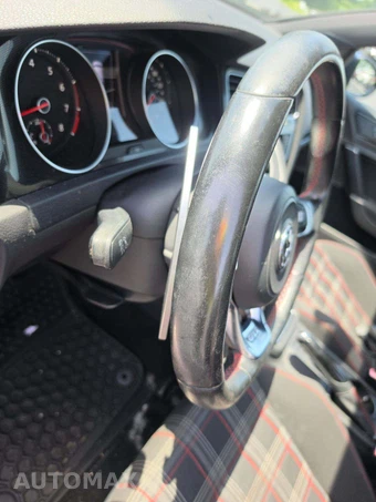 2015 Volkswagen Golf GTI S Hatchback - miniatura 23