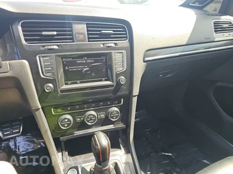 2015 Volkswagen Golf GTI SE Hatchback - miniatura 11