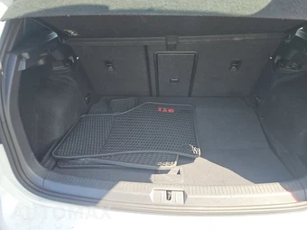 2015 Volkswagen Golf GTI SE Hatchback - miniatura 16