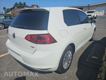 2015 Volkswagen Golf Launch Edition Hatchback - miniatura 3