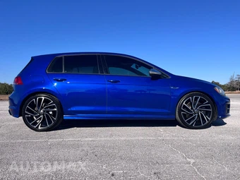 2015 Volkswagen Golf R Hatchback w/DCC & Navigation – miniatura 11