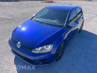 2015 Volkswagen Golf R Hatchback w/DCC & Navigation – miniatura 2