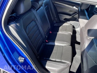 2015 Volkswagen Golf R Hatchback w/DCC & Navigation – miniatura 25
