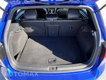 2015 Volkswagen Golf R Hatchback w/DCC & Navigation – miniatura 28