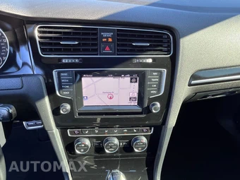 2015 Volkswagen Golf R Hatchback w/DCC & Navigation – miniatura 29