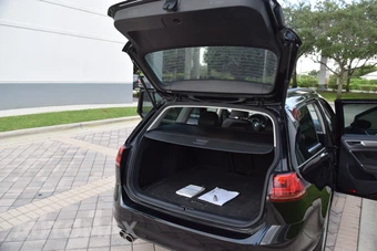 2015 Volkswagen Golf SportWagen TDI S Wagon - miniatura 94