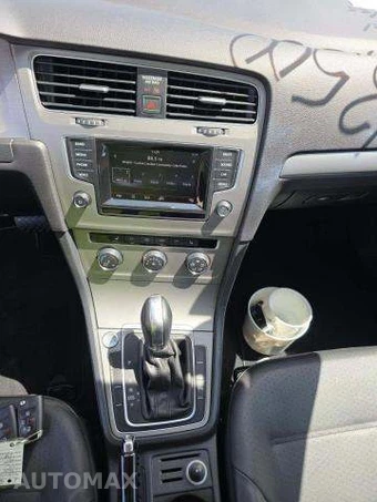 2015 Volkswagen Golf SportWagen TDI SE Wagon - miniatura 11