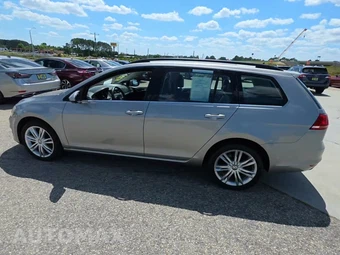 2015 Volkswagen Golf SportWagen TDI SE Wagon - miniatura 3