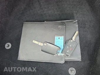 2015 Volkswagen Golf TDI S Hatchback – miniatura 19