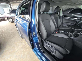 2015 Volkswagen Golf TDI SE Hatchback – miniatura 18