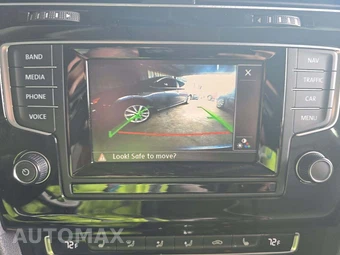 2015 Volkswagen Golf TDI SE Hatchback – miniatura 25