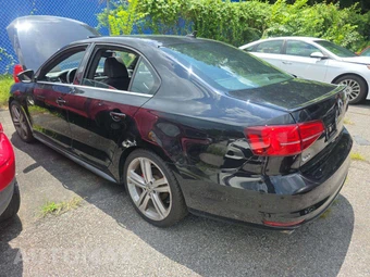 2015 Volkswagen Jetta GLI SEL – miniatura 2