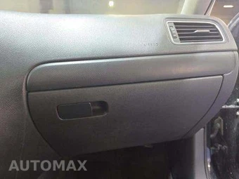 2015 Volkswagen Jetta S – miniatura 19