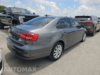 2015 Volkswagen Jetta SE – miniatura 4