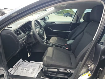 2015 Volkswagen Jetta SE – miniatura 7