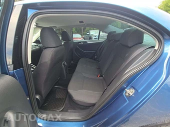 2015 Volkswagen Jetta SE – miniatura 10