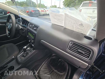2015 Volkswagen Jetta SE – miniatura 16