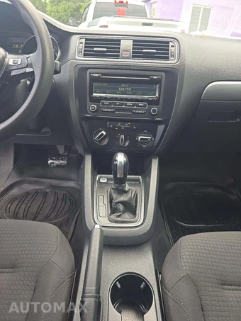 2015 Volkswagen Jetta SE – miniatura 7