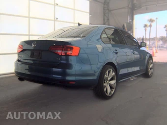 2015 Volkswagen Jetta SE - miniatura 4