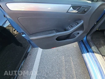 2015 Volkswagen Jetta SE - miniatura 9
