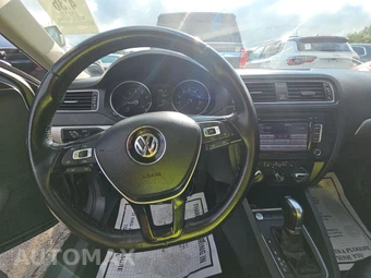 2015 Volkswagen Jetta SE w/Connectivity – miniatura 17
