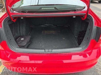 2015 Volkswagen Jetta SE w/Connectivity & Navigation – miniatura 14