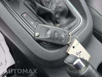 2015 Volkswagen Jetta SE w/Connectivity & Navigation – miniatura 8