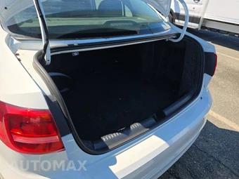 2015 Volkswagen Jetta Sport – miniatura 16