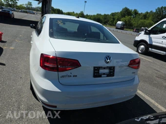 2015 Volkswagen Jetta Sport – miniatura 5