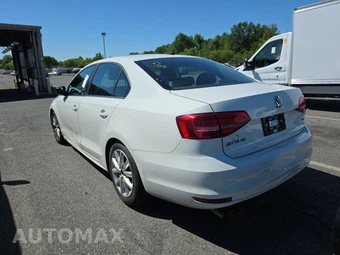 2015 Volkswagen Jetta Sport – miniatura 6