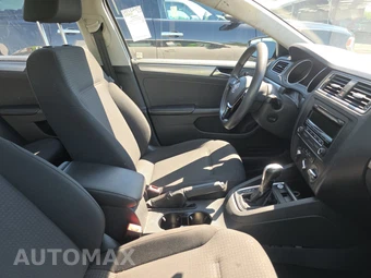 2015 Volkswagen Jetta Sport – miniatura 8