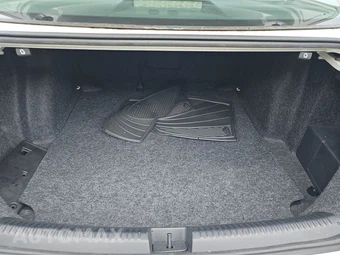 2015 Volkswagen Jetta TDI SE w/Connectivity - miniatura 17