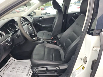 2015 Volkswagen Jetta TDI SE w/Connectivity - miniatura 7