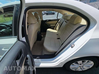 2015 Volkswagen Jetta TDI SE w/Connectivity - miniatura 13