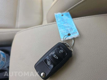 2015 Volkswagen Jetta TDI SE w/Connectivity - miniatura 8