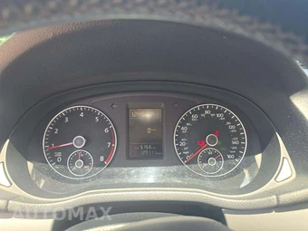 2015 Volkswagen Passat 1.8T Limited Edition - miniatura 6