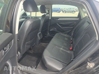 2015 Volkswagen Passat 1.8T Limited Edition – miniatura 13