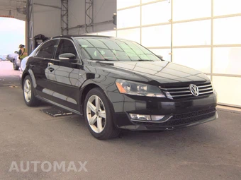 2015 Volkswagen Passat 1.8T Limited Edition – miniatura 3
