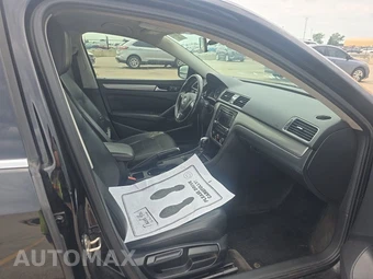 2015 Volkswagen Passat 1.8T Limited Edition – miniatura 8