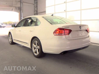 2015 Volkswagen Passat 1.8T Limited Edition - miniatura 6