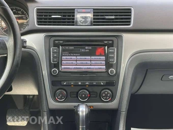 2015 Volkswagen Passat 1.8T Limited Edition - miniatura 19