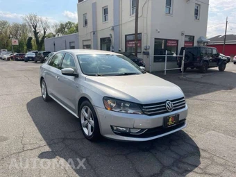 2015 Volkswagen Passat 1.8T Limited Edition - miniatura 2