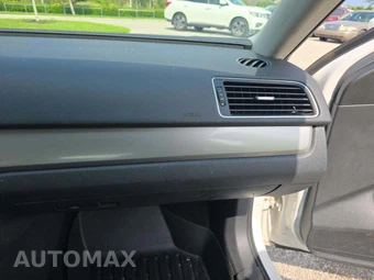 2015 Volkswagen Passat 1.8T Limited Edition - miniatura 16