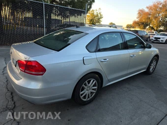 2015 Volkswagen Passat 1.8T S - miniatura 4