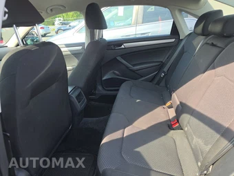 2015 Volkswagen Passat 1.8T S – miniatura 13